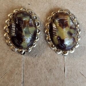 Vintage, gold tone, carved cameo of a pharaoh, clip on earrings